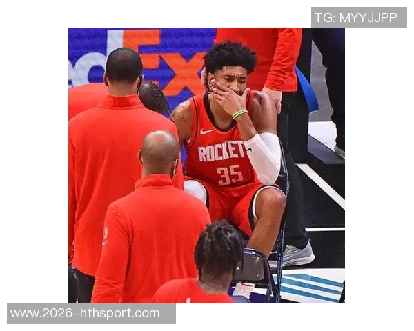 朗格莱因重度扭伤内侧副韧带预计缺阵两个月球队面临人员短缺挑战